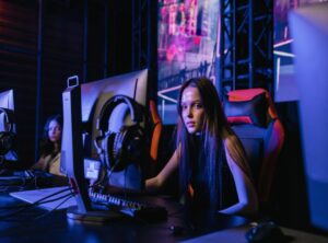 female gamers esports